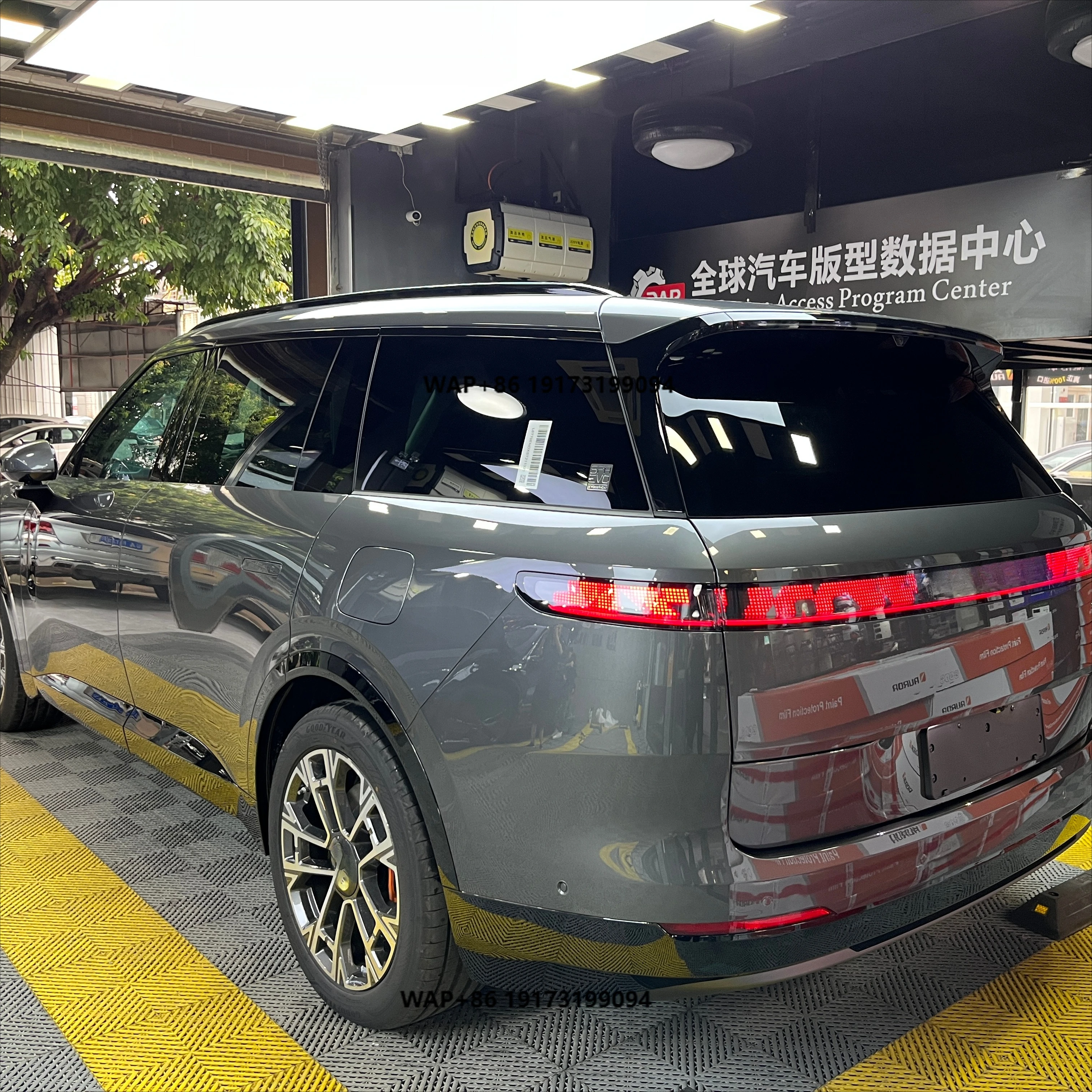 

Imported Transparent TPU Invisible Car Wrap Full Vehicle Anti-Scratch Protection with Easy Installation Auto Parts