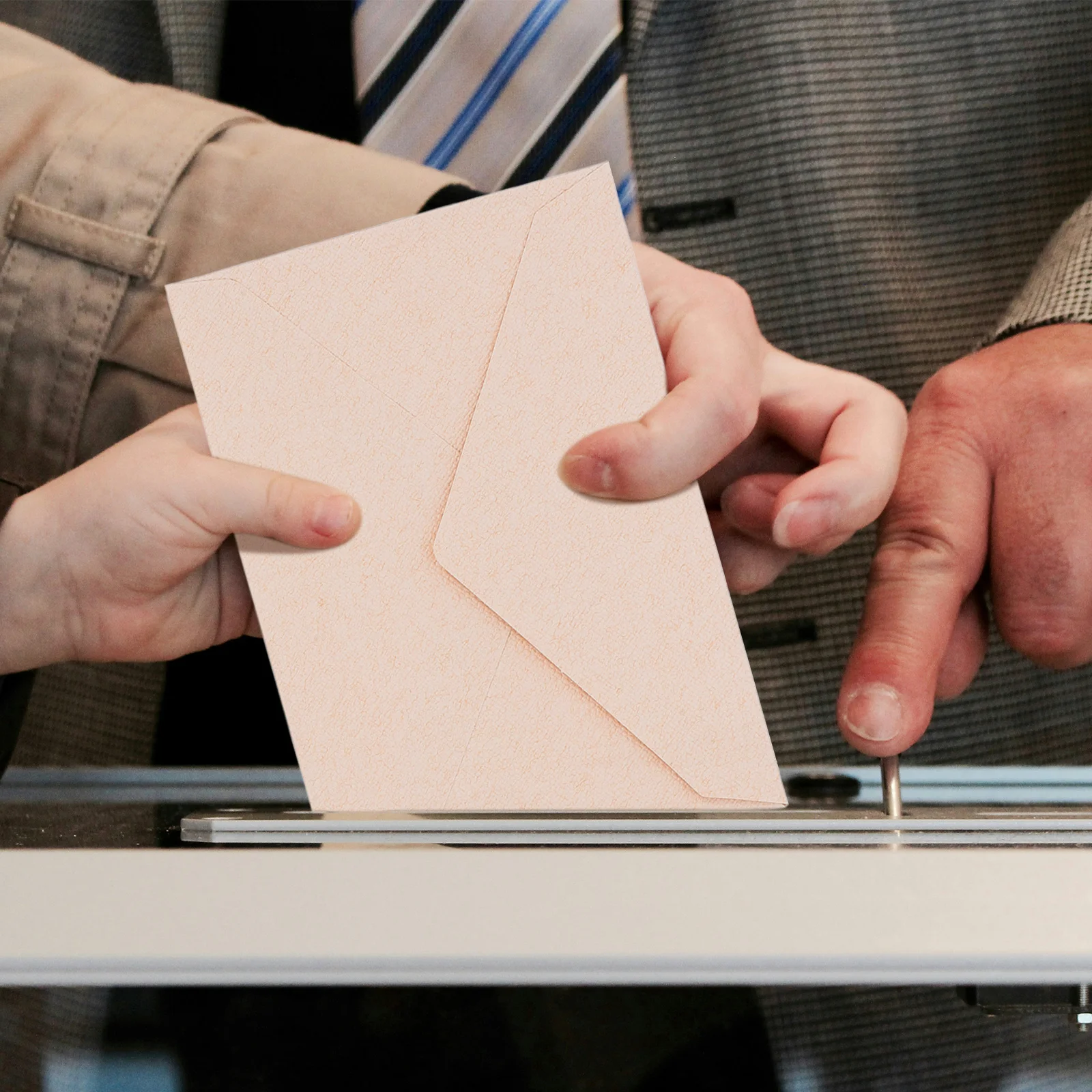 

1 Set Letter Envelope Kit Blank Writing Paper Stationery Supply Vintage Creative Paper Set For Poems Notes Messages Graffiti