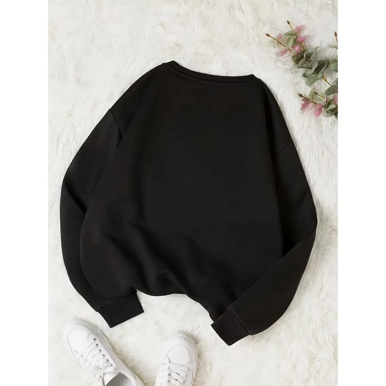 240g Thick Hoodie Cozy Floral Print Crewneck Sweatshirt for Women Soft Long Sleeve Pullover with Daisy Embroidery and
