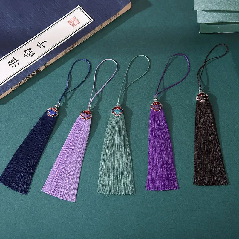 2Pcs Tassels Craft Tassels Cloud Hat Tassel Silky Handmade Soft Tassels for Crafts Jewelry Making DIY Accessories