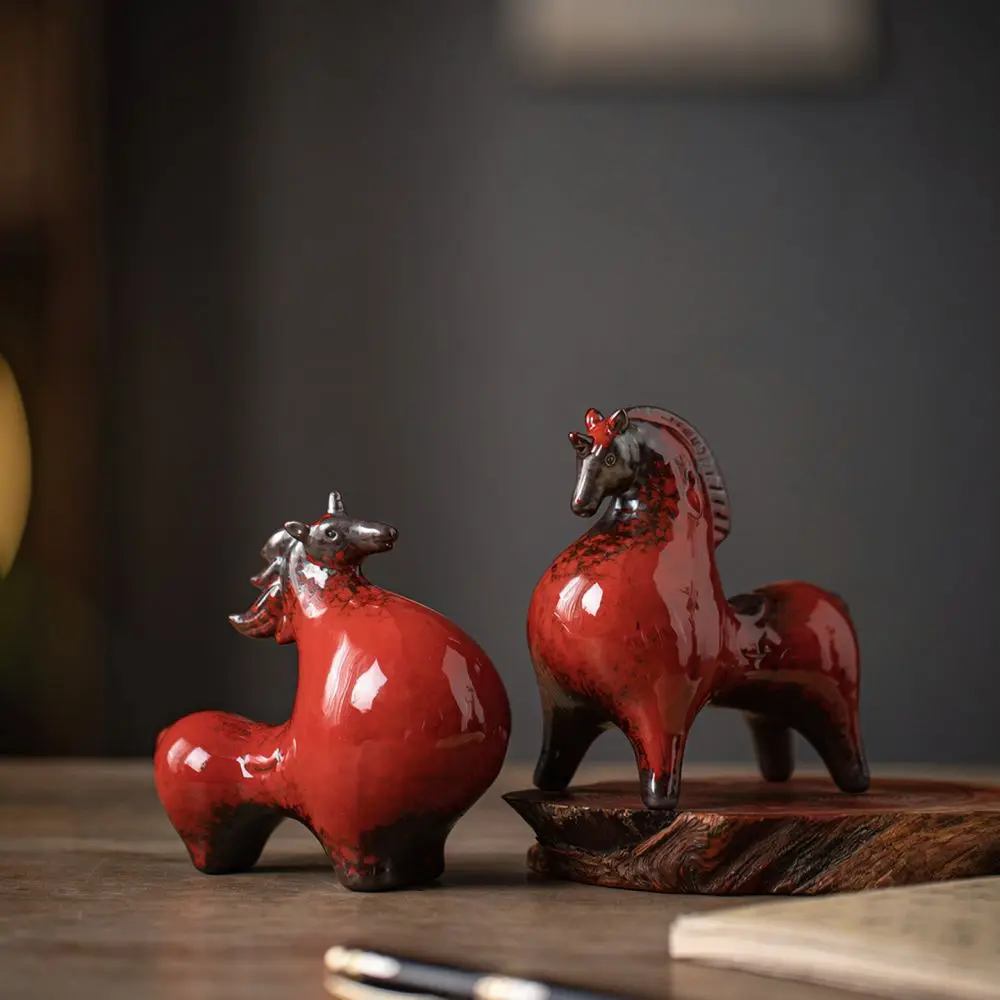 Rustic Ceramic Horse Statue Animal Figurine Desktop Decoration Home Office Ornament Chinese Style Vintage Craft Gift