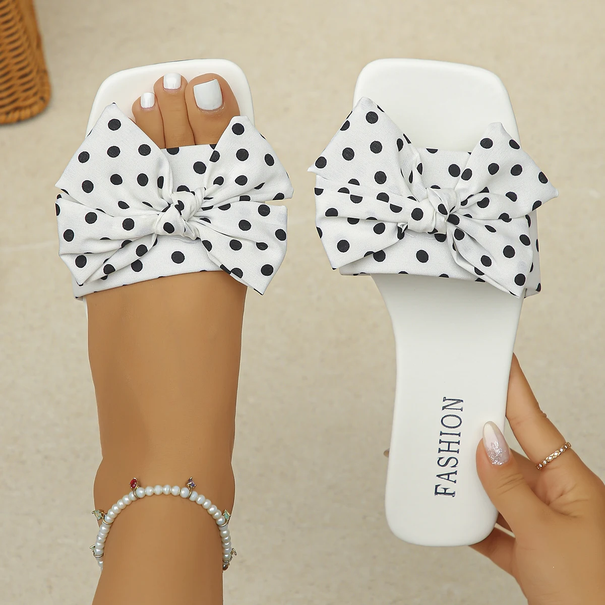 2026 New Women Flat Slippers Slip-on Sandals Featuring A Playful Polka-dot Bow—a Slides Women Essential Vacations Beach Outings.