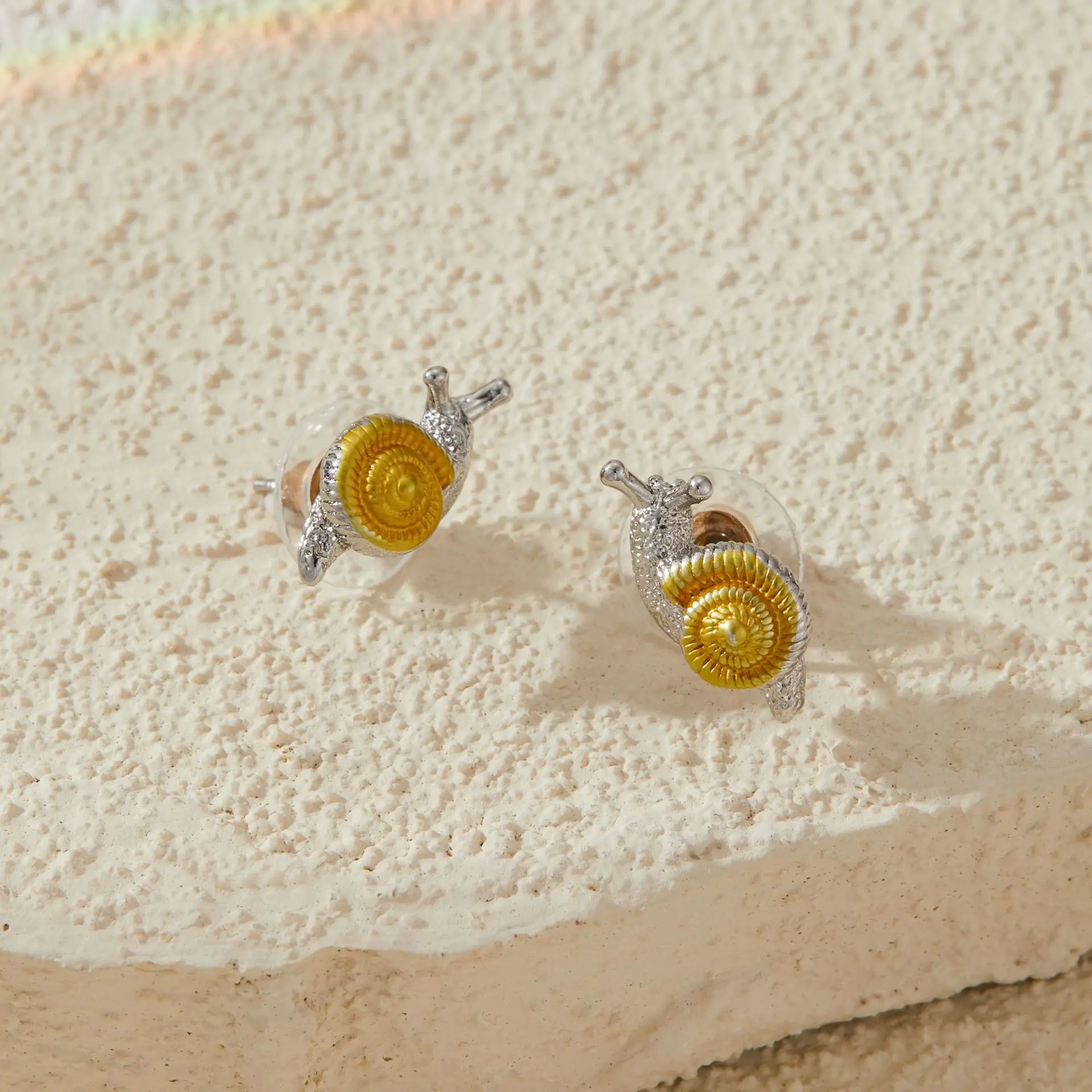

Vintage Snail Earrings Adornment Fashionable Ear Rings Ear Studs Accessory Dainty Ear Ornament for Women Fashion Enthusiasts
