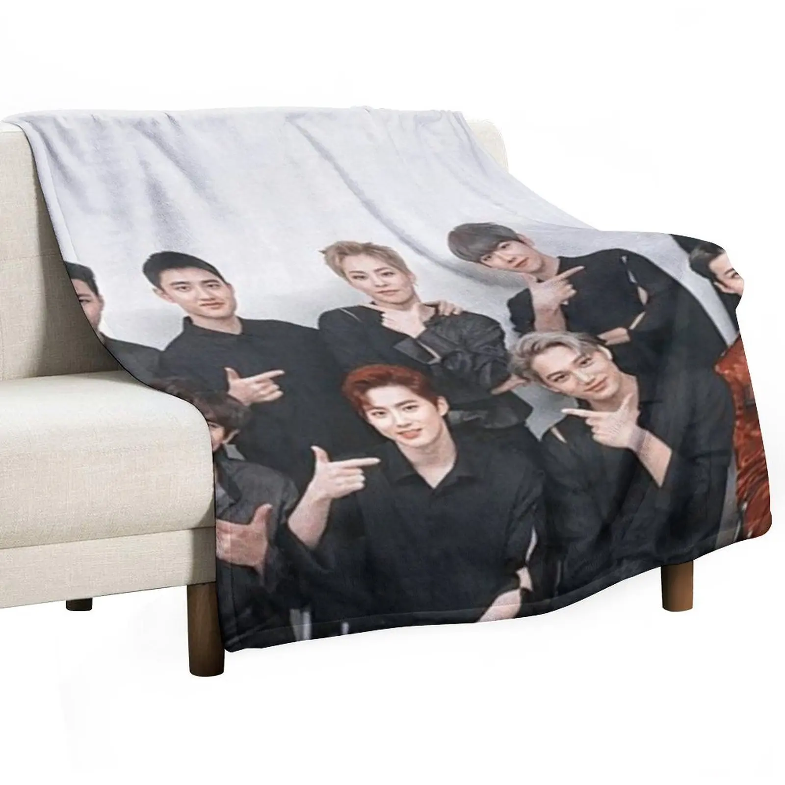 OT9.EXO.BOYZ رمي بطانية كيس النوم السفر السياحي لينة أفخم منقوشة البطانيات