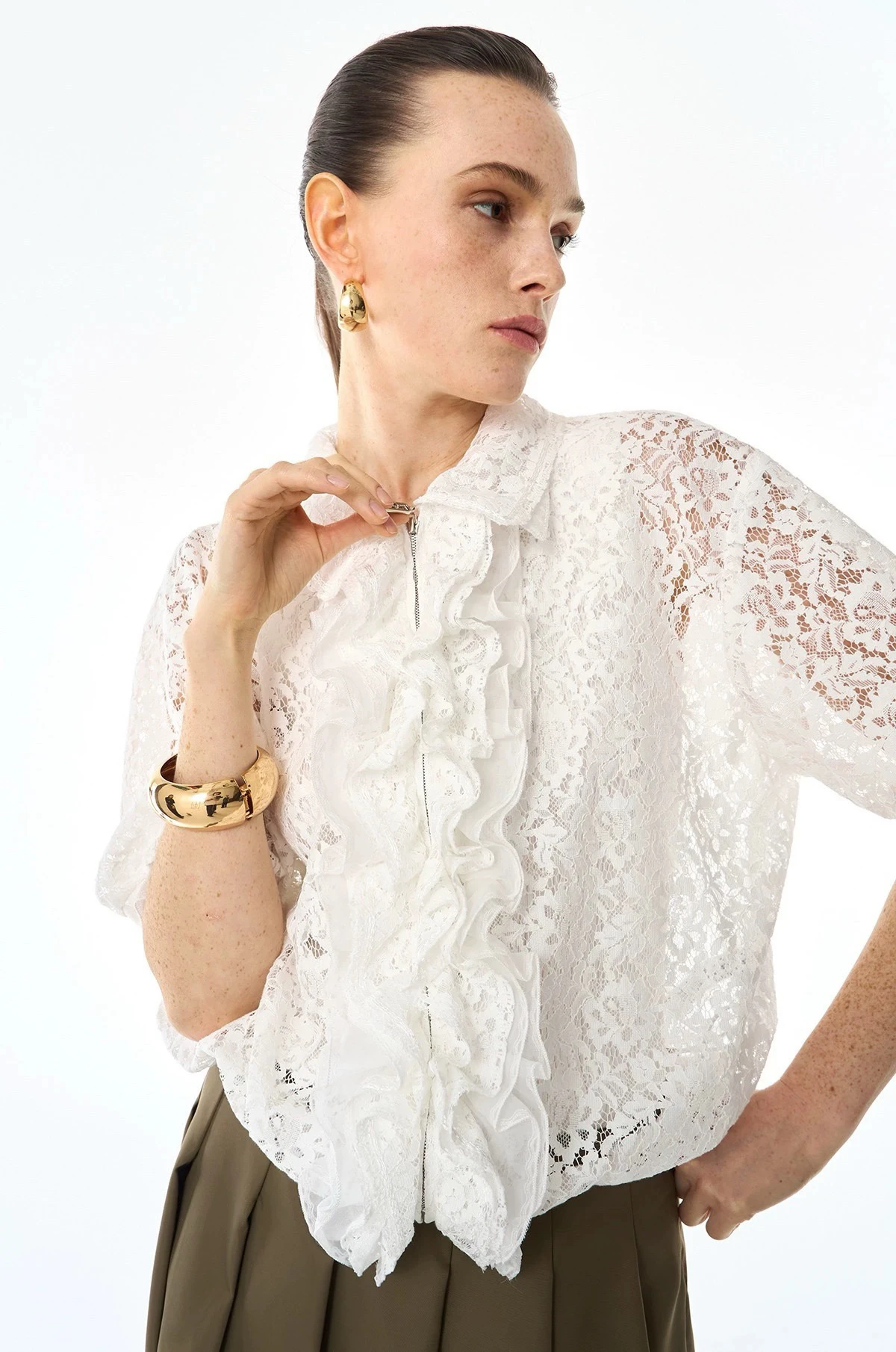 

Корейский Sle LNVN ort Sve Вышитый тяжелый рабочий воротник на молнии Модный ажурный кружевной деревянный ушной глазок