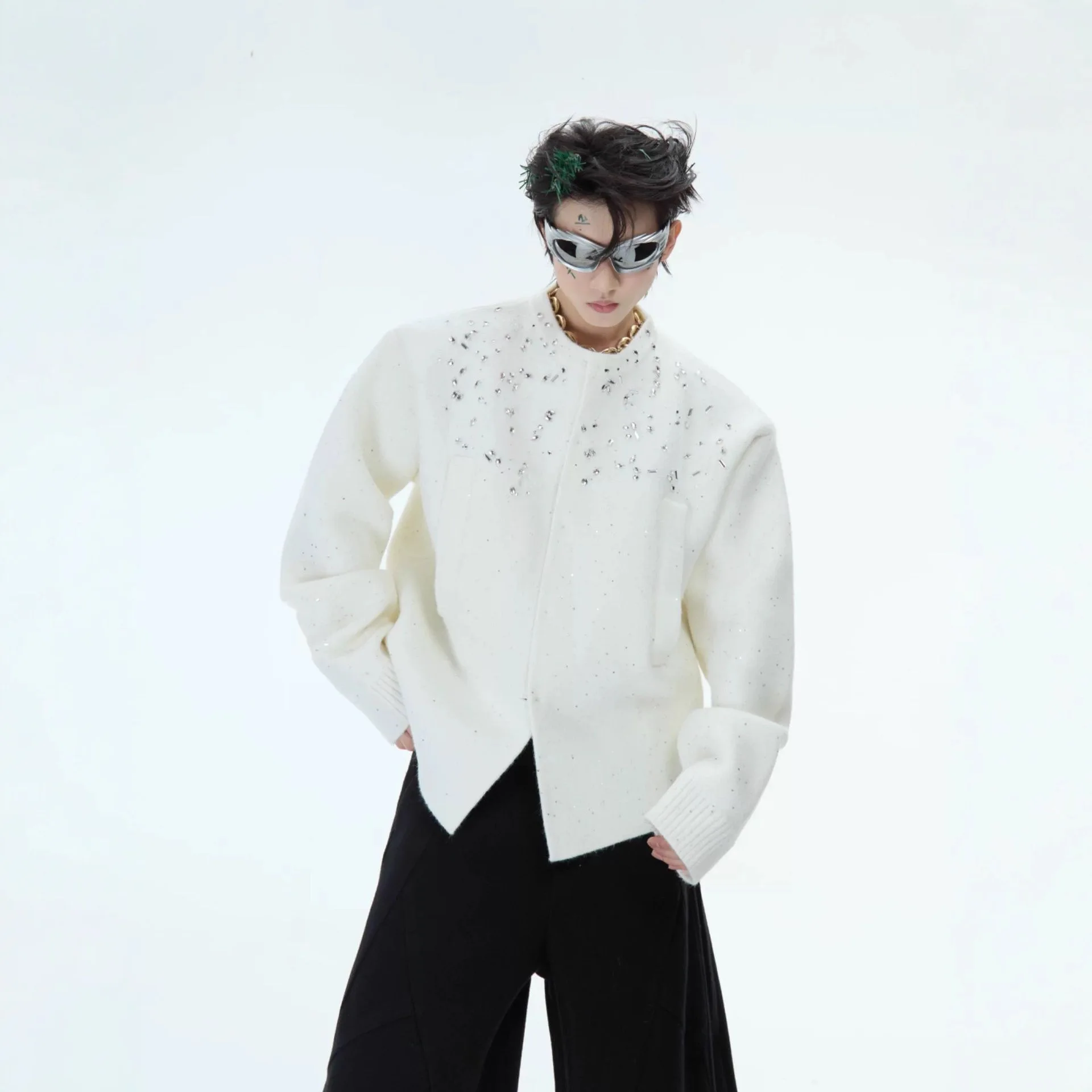 2026 Spring Women's Loose Fit Knitted Cardigan Niche Sparkly Rhinestone Embellished Festive Ins Trendy Outerwear