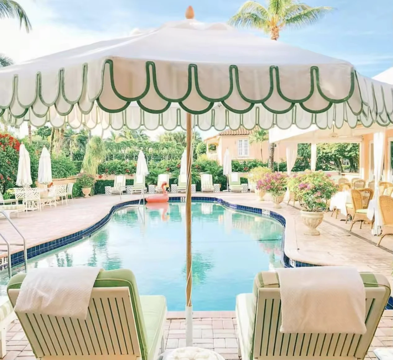 Custom Outdoor Furniture Umbrella Double Scallop Fringe Balinese Modern Waterproof Aluminum Granite Base Gym Hotel Park