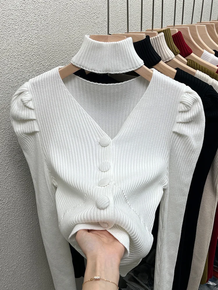 Red Sweater Knitted Sweater Women\'s Inner Layering Shirt with Unique Unique V-neck Halter Top Design for Autumn and Winter