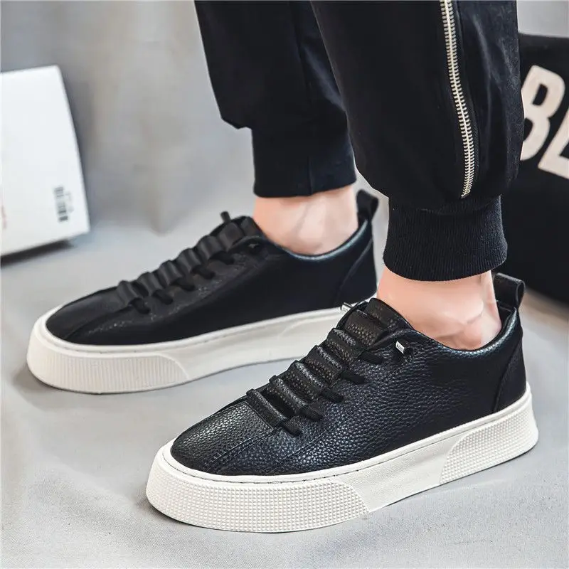 Spring New Men Shoes Fashion Lace-up Men Sneakers Designer Leather Casual Shoes comfortable Outdoor Men Running Shoes tenis 2024