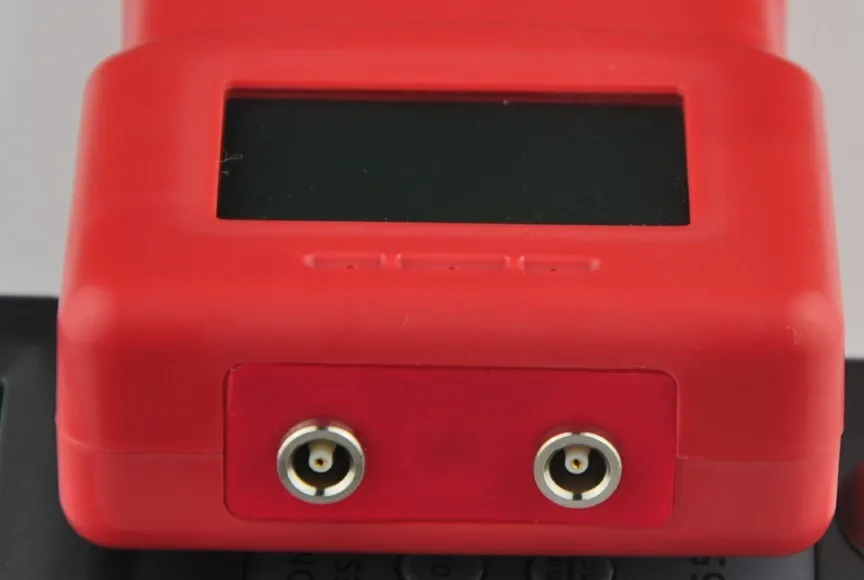 UM6700 Portable Ultrasonic Thickness Gauge Digital Metal Thickness Testing