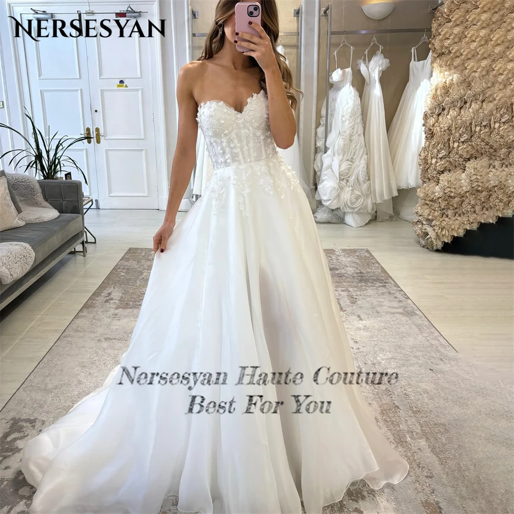 Nersesyan Elegante Spitze Brautkleider, schulterfrei, A-Linie, ärmellose Brautkleider, rückenfrei, Prinzessin-Brautkleid 2025, individuell gestaltet