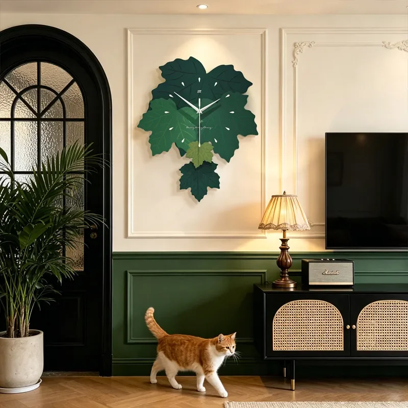 2026 New Tropical Plant Clock for Home Creative Decoration Wall Hanging Antique Wall Clock for Living Room High Sense