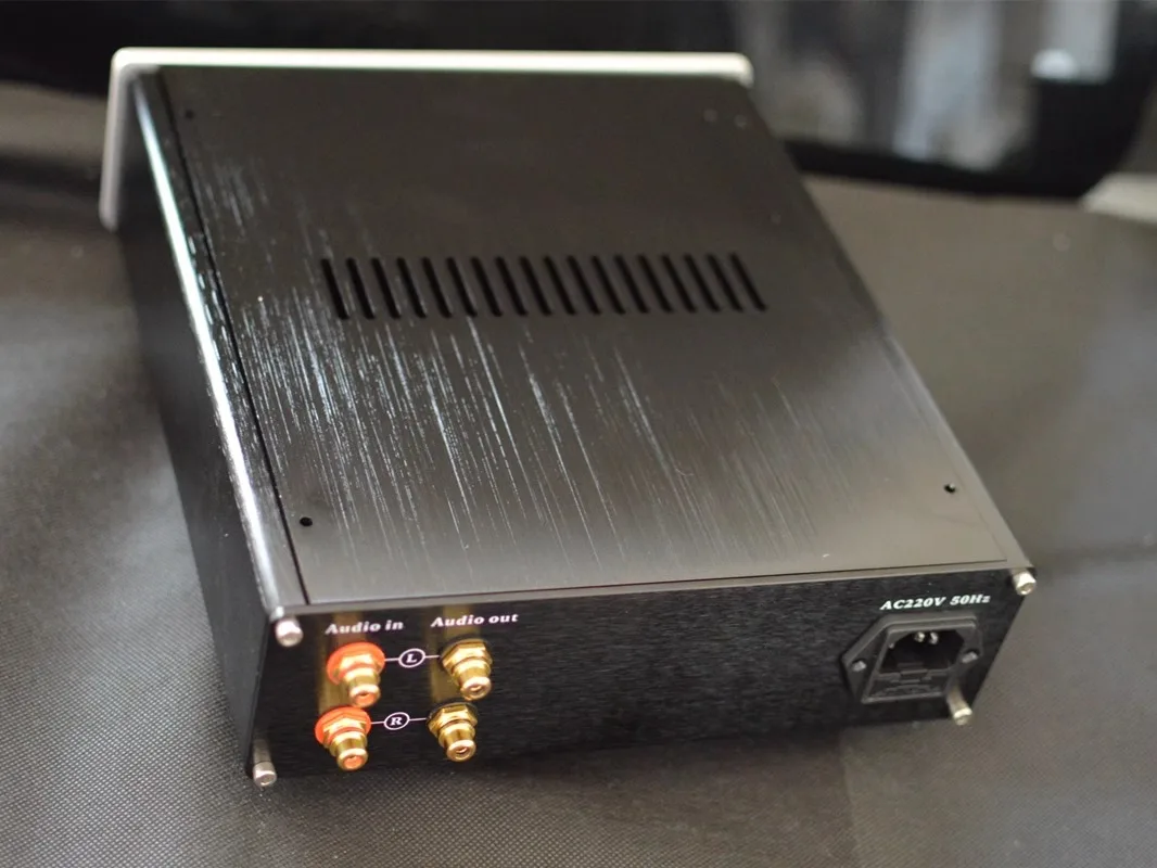 

All-aluminum Power Amplifier Chassis Front Stage (230 * 70 * 259/309MM Deep)