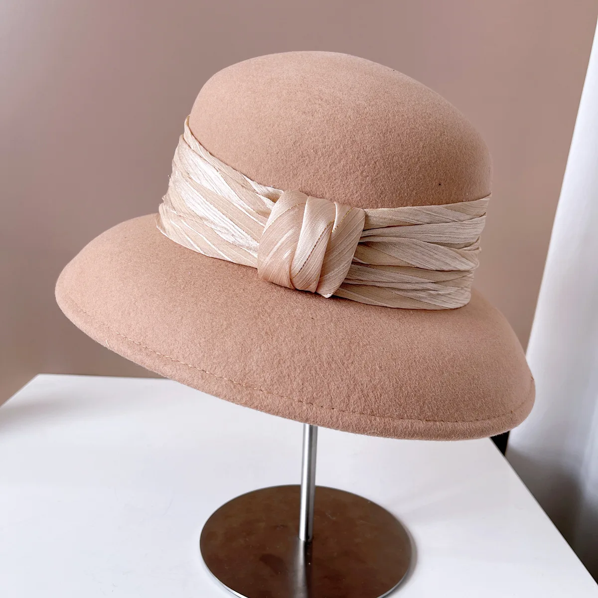 100% French vintage wool lampshade hat Ladies fashion pleated tulle bow top hat Elegant Hepburn style basin hat