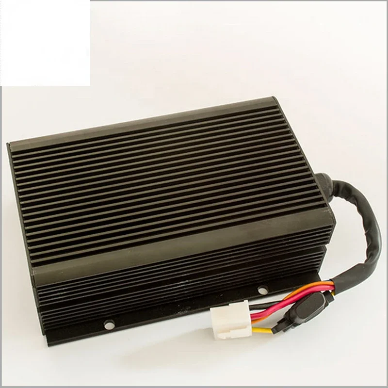 Electric vehicle high-power isolated DC converter voltage regulator converter 48V60V72V to 12V24VC300W