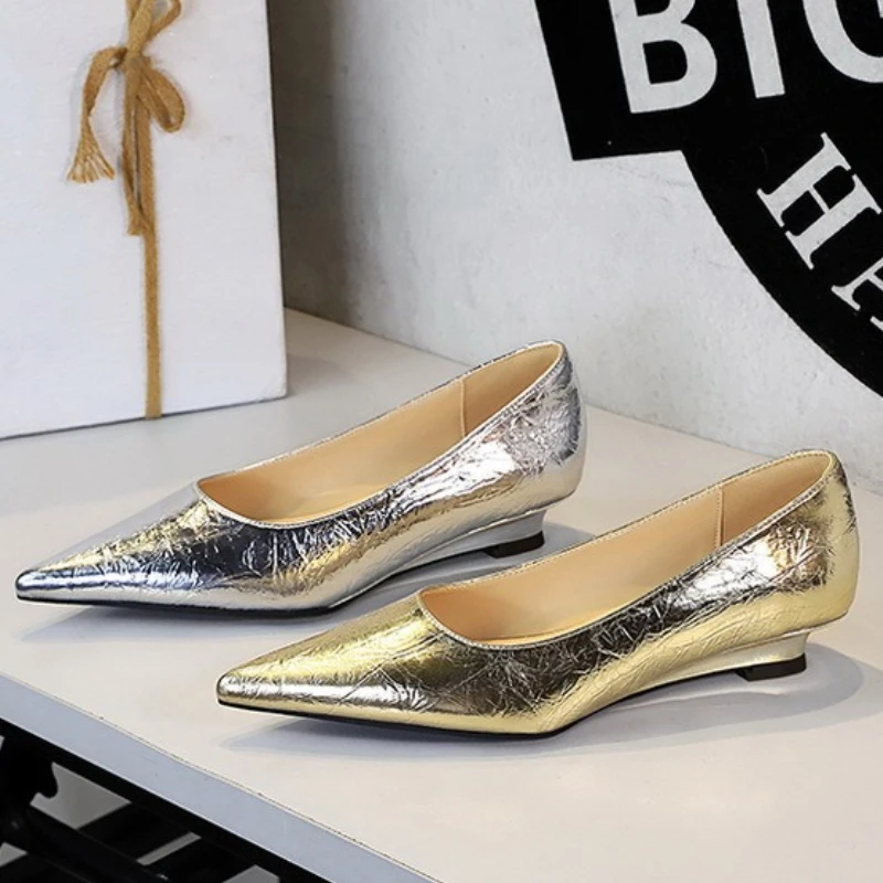 BIGTREE Fashion Metallic Textured Leather Pointed Toe Women Pumps Elegant Low Heels Shoes Casual Dress Street Style Shoes view 5