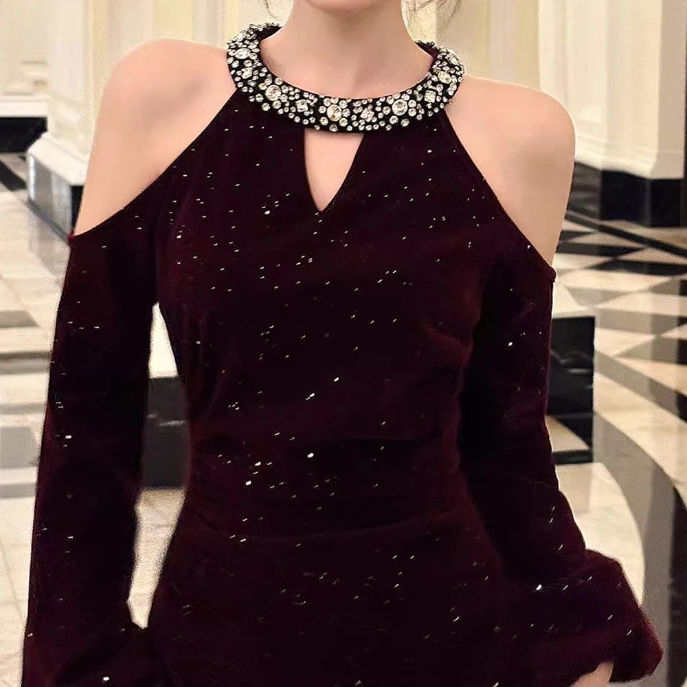 Gaun Natal Kustom Panjang Menyentuh Lantai Kerah O Lengan Panjang Gaun Prom Fashion Berpayet Kristal Gaun Pesta Mewah