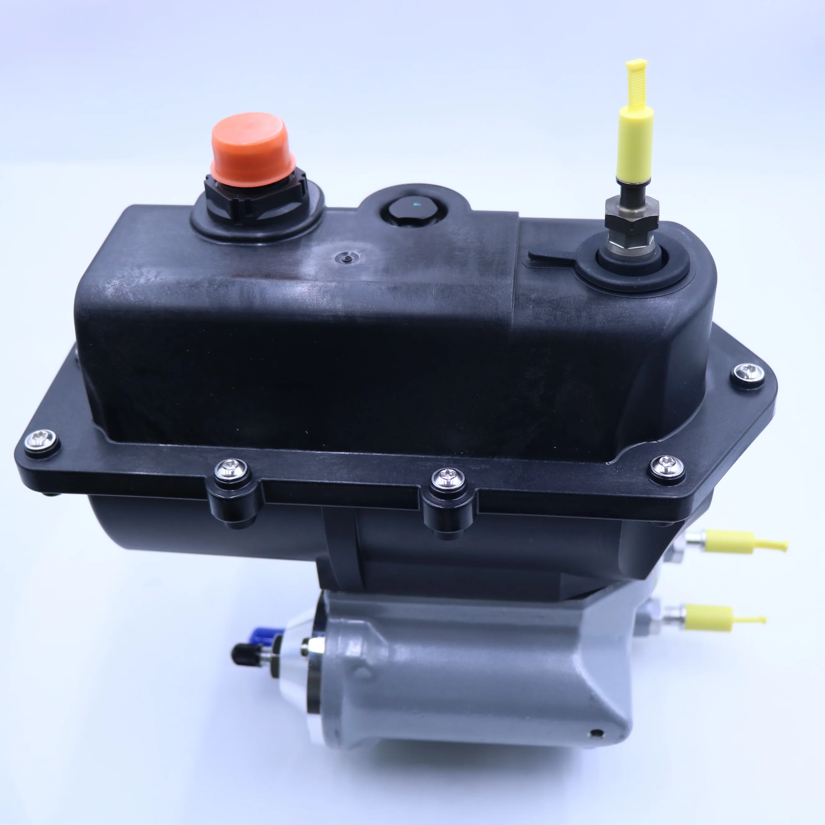 SCR  Pump for Mercedes    Truck Model A0001404478 A0001401578 A0001400478 A0001400378 New Condition