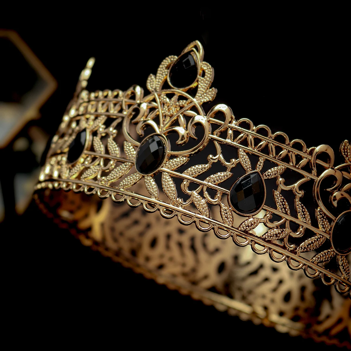 Klassische Legierung Runde Krone Strass König & Königin Tiara Ornament Braut Hochzeit Party Anlass Festliches Kleid Haaraccessoires – Detail 6