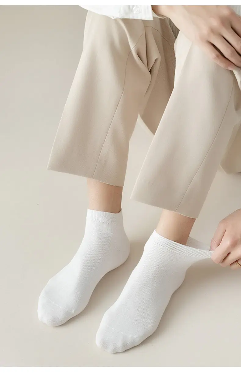 Herren-Bootssocken, die kaum sichtbar sind, dünne, atmungsaktive Socken für den Sommer, hochwertige, schwarze, kurze Socken für Studenten, ideal für den täglichen Gebrauch. – Detail 9