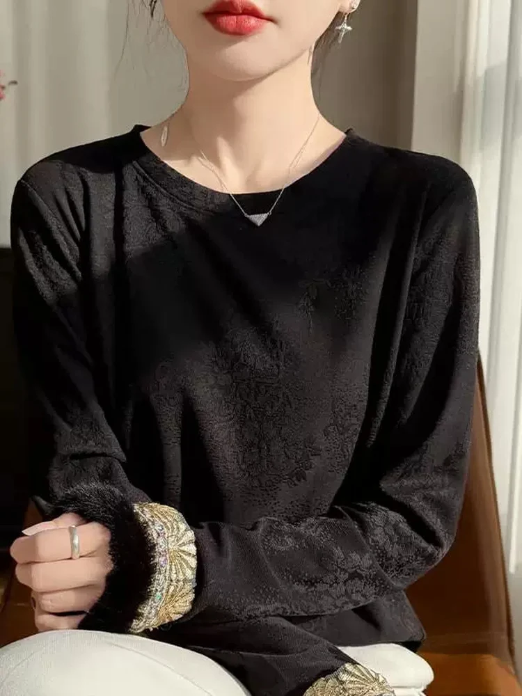  Chinese Style Fleece Lined Knitted Sweater Women's Embroidered Floral Pattern round Neck Warm Top Versatile Commute...