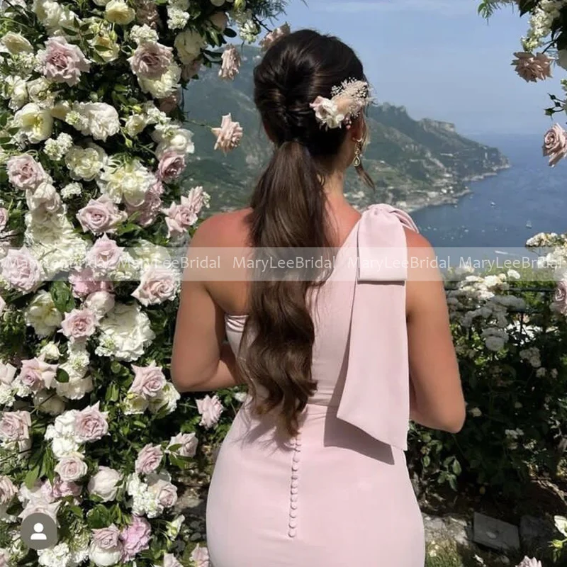 Robe de demoiselle d'honneur rose clair, asymétrique épaule dénudée avec jupe fendue, sirène longue en crêpe, robe d'invitées de mariage, robes de soirée formelles 2022