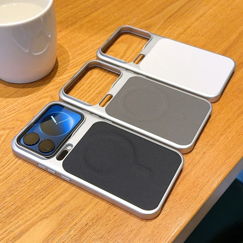 

Fashion Phone Case For XiaoMi Mi 17 Pro Max Magnetic PC Hard Shell Protection Solid Color Shockproof Back Cover