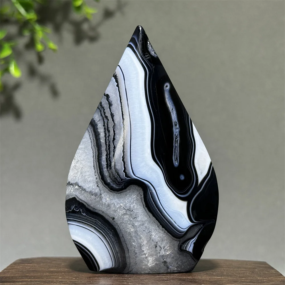 Natural Gemstone Black Agate Free Form Torch Meditation Witchcraft Treatment Reiki Massage Energy Home Decoration Holiday Gift