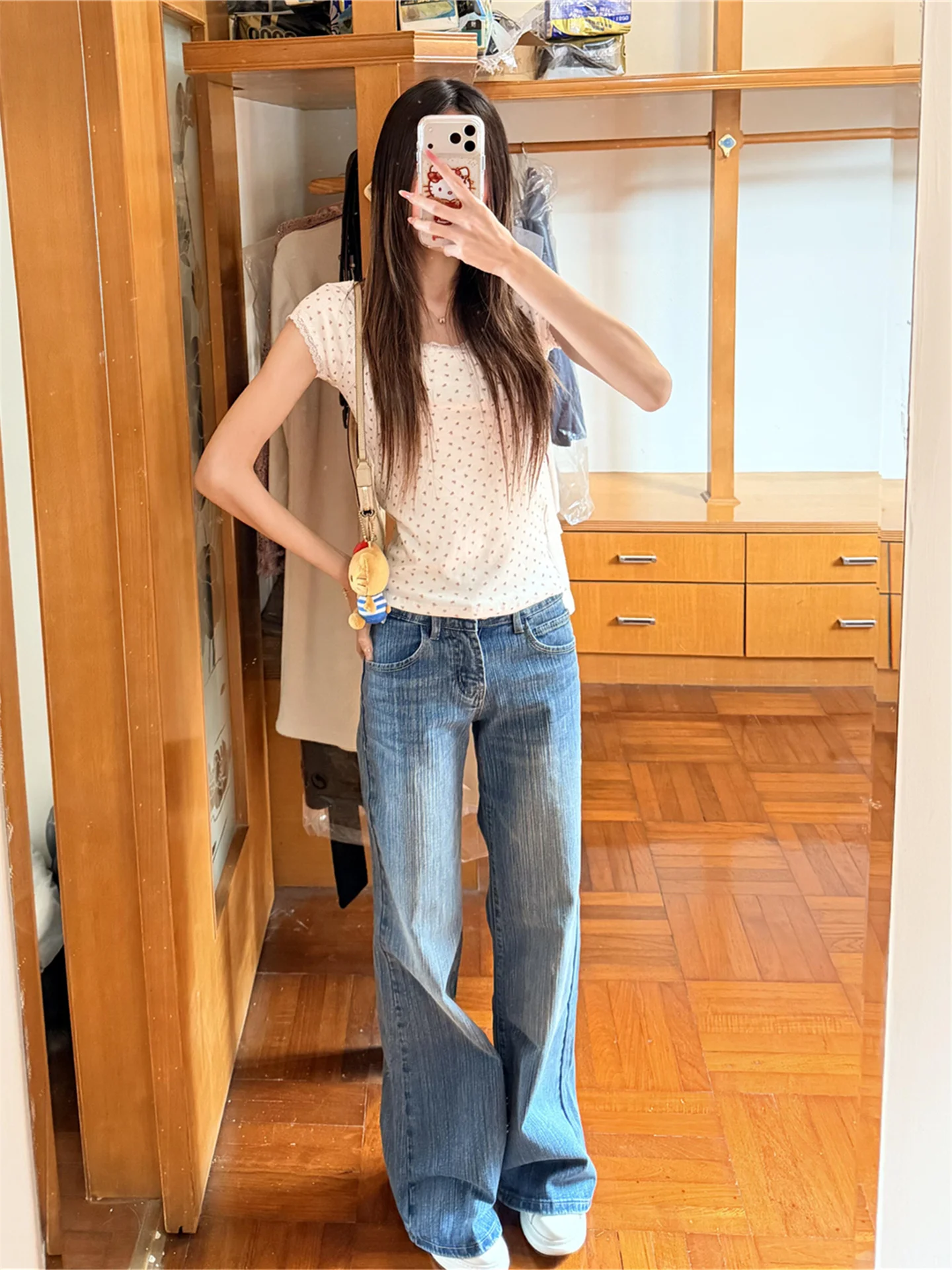

Retro American High Street Loose Fit Low Waist Bell Bottom Denim Jeans Women's Spring Slimming Wide Leg Pants Blue Bamboo Tex...