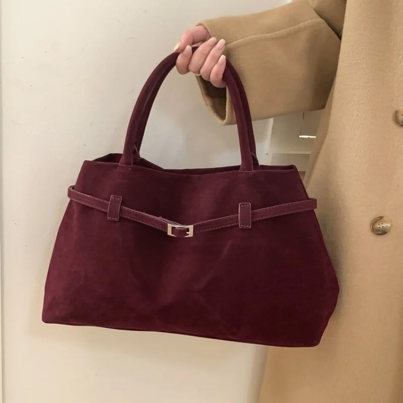 

High-End Women's Casual Leather Crossbody Bag Paris Fashionable Elegant Ladies Simple Vintage Messenger Bag