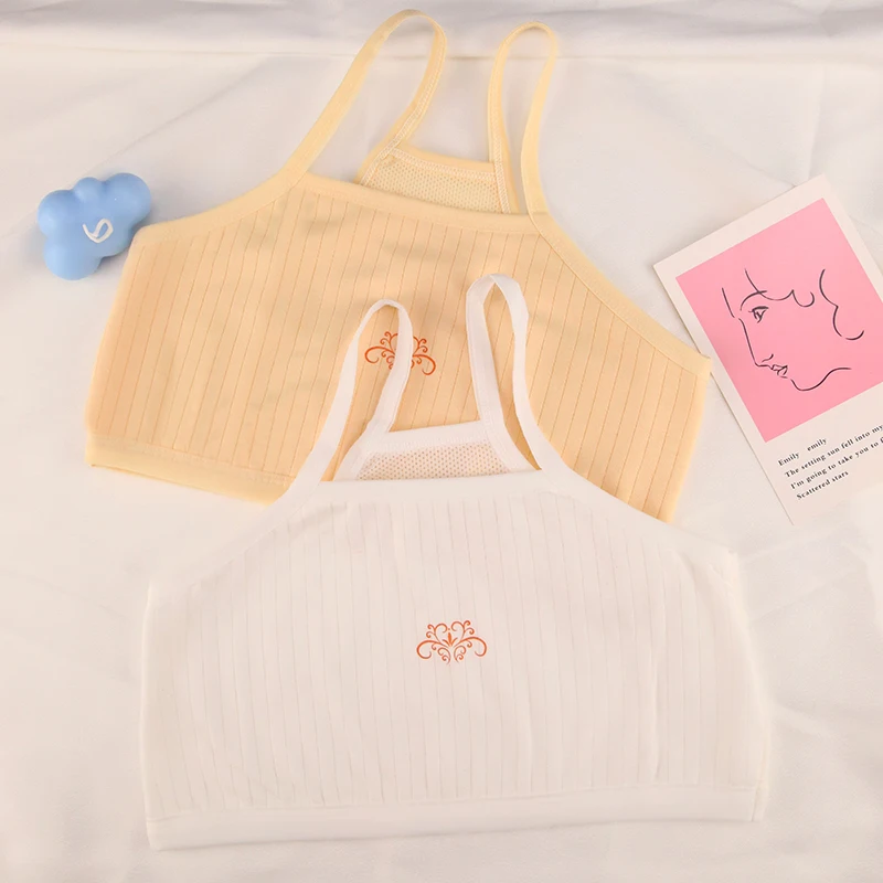 Girls' underwear, first stage of development, 12-year-old child, anti protrusion point, wearing girls' underwear, girls' bra, ve