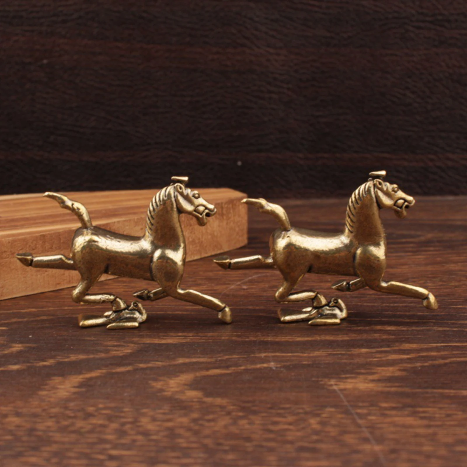 Brass Horse Figurines Chinese New Year Zodiac Horse Ornament Feng Shui Lucky Statue Home Office Desktop Decoration Crafts