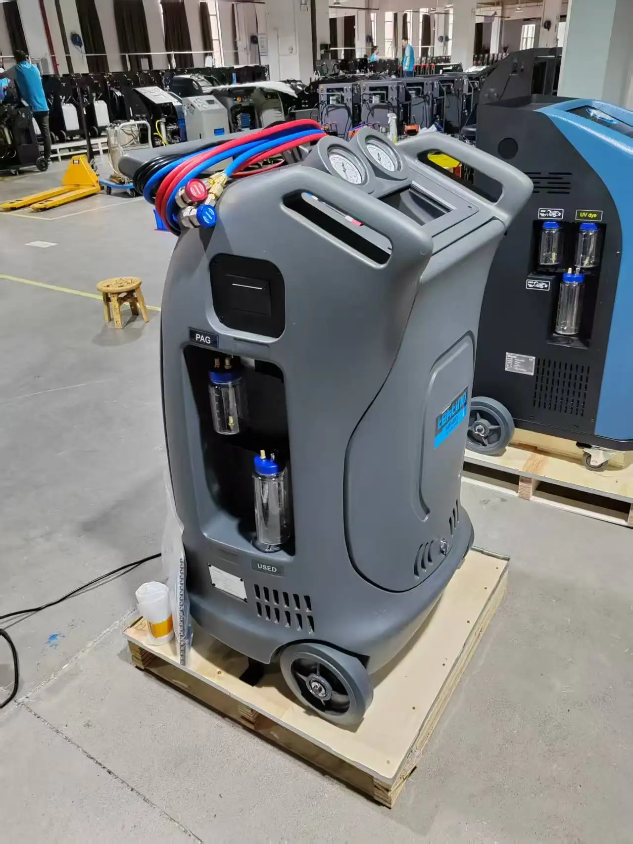 AIR-093 A/C Service Station Support Hybrid Or Electric Vehicle Also Have COR (Compressor Oil Recovery) Function For R134A