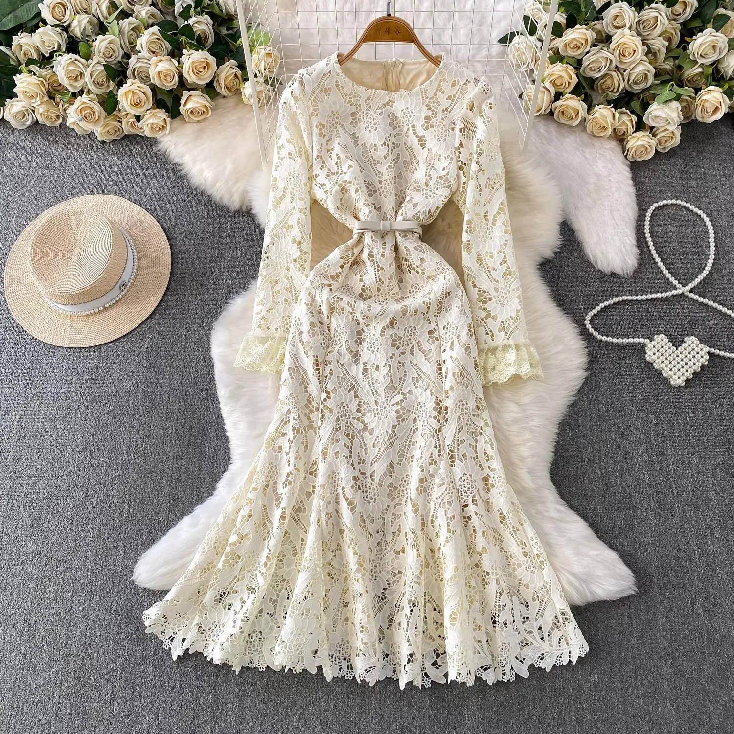 

Summer Luxury Formal Evening Lace Dresses Women's O-Neck Flare Sleeve Elegant Mermaid Party Birthday Knee Length Dress