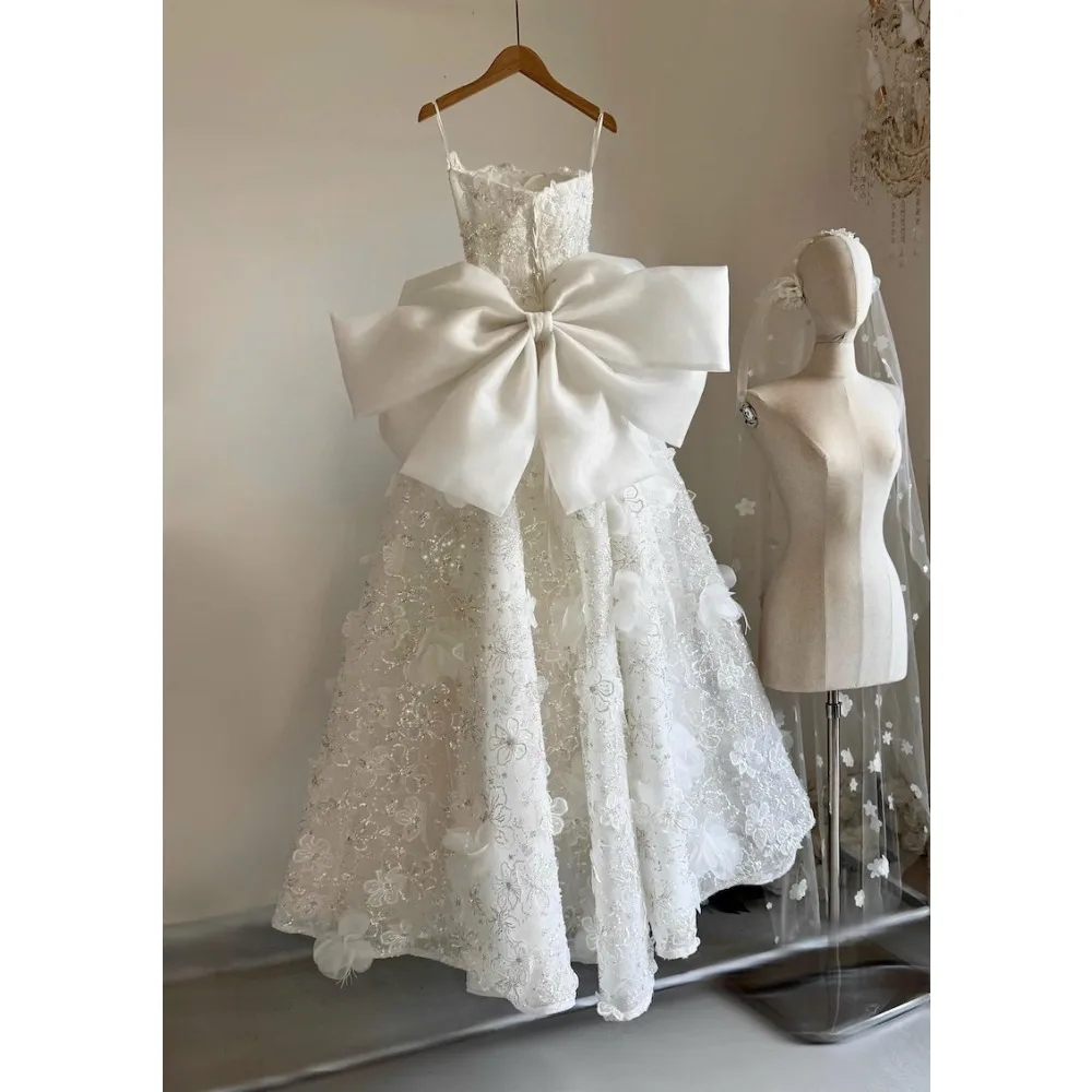 

Custom Luxury 3D Floral Lace Ball Gown Wedding Dress Strapless Corset Bridal Gown with Pearl Beading Detachable Oversized Bow