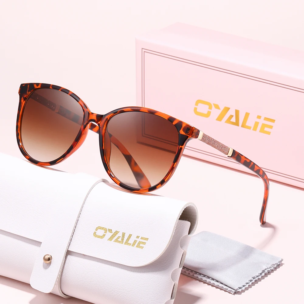 نظارات شمسية Oyalie العصرية الماسية المربعة على شكل عين القطة، عاطفية، عصرية، لافتة للنظر، بسيطة ورقيقة. مناسبة لأولئك الذين يشاركون في الحفلات، التاريخ، التسوق، وما إلى ذلك، ملابس عصرية متطابقة، تظهر نمطًا رائعًا.