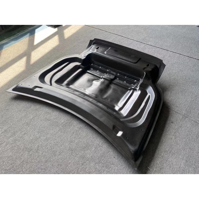 Factory Hot Selling High Quality Real Carbon Fiber Dry  Hood For KN Style  Land Rover Defender 90 110 Engine  Body Kit Accessori