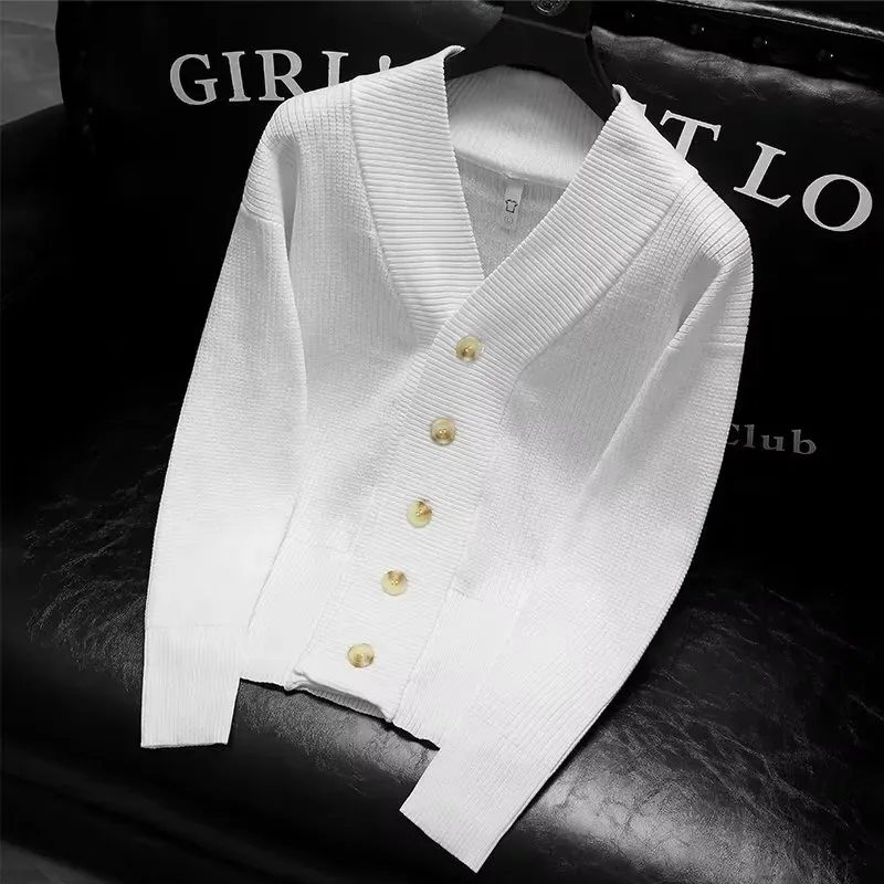 Męski sweter rozpinany z dekoltem w serek, kardigan, kurtka swetrowa, jesienno-zimowy, dopasowany, jednolity kolor, styl koreański, casualowy top.