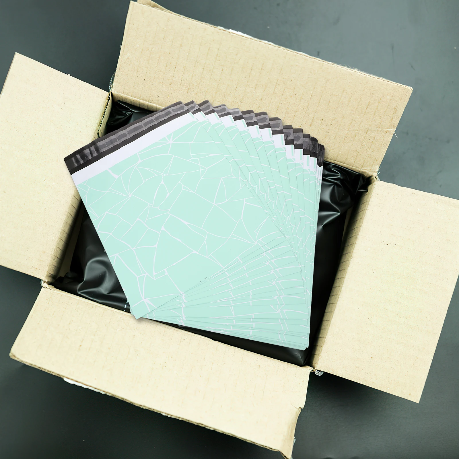 

100pcs Large Mailing Bags Printed Shipping Disposable Mailers Self Sealing Bags for Documents