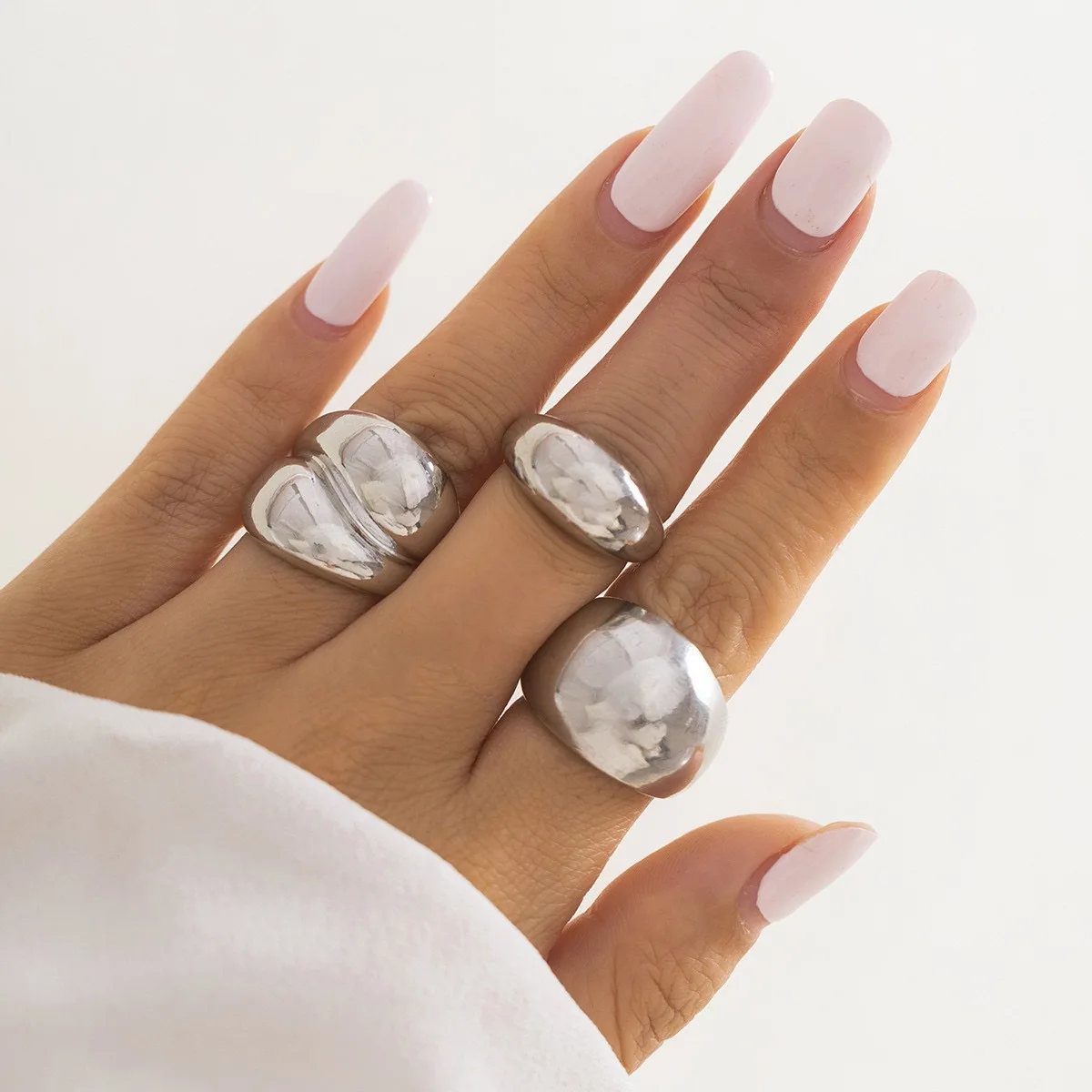 The 2050 Bestselling Punk Gothic Minimalist Style 3-Piece set of Abstract Geometric Irregular Rings, Suitable For Fashionable Pu