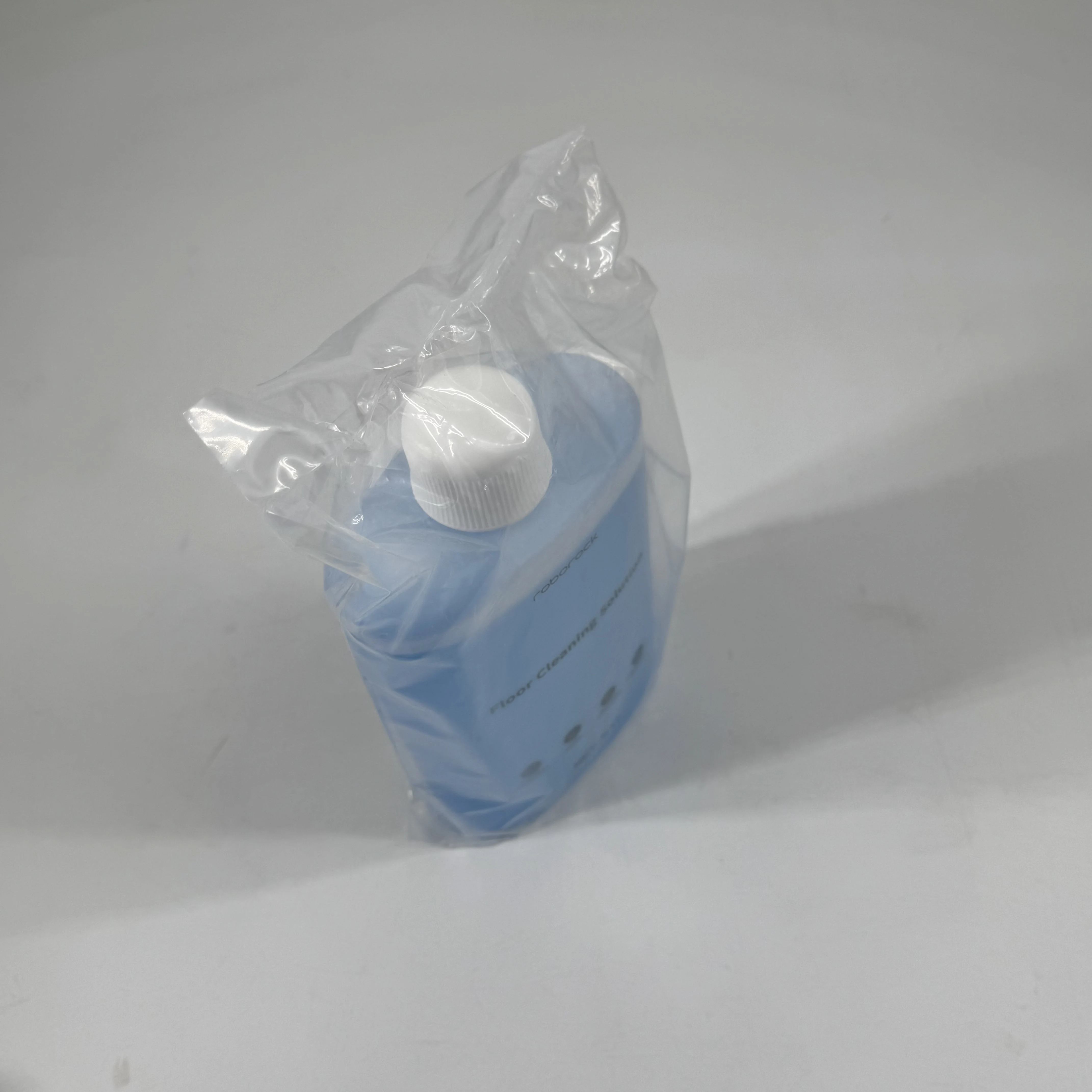 roborock Floor Cleaning Solution, Floor Cleaner for Hardwood, Compatible Robot Vacuums with Mopping and Wet and Dry Vacuum, 1L,