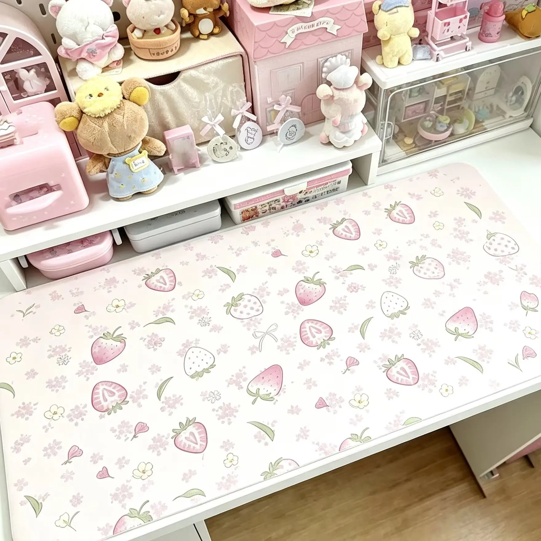 Leather Desk Pad Protector Y2k Pink Full Screen Strawberry Flower INS Mouse Pad Office Desk Mat Non-Slip PU Desk Blotter Pad