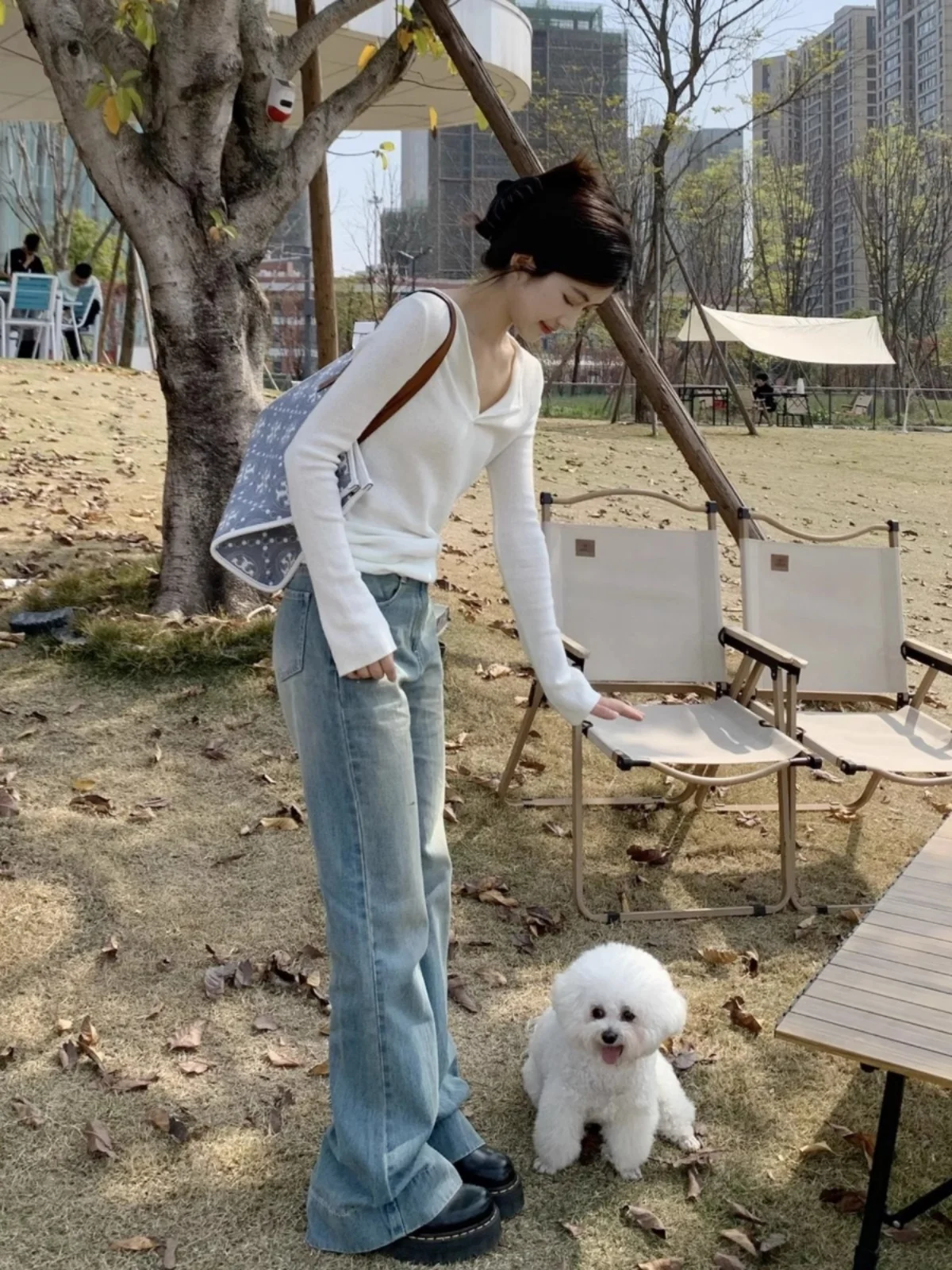 

White V-Neck Long Sleeve Knitted Base Layer Women's Spring New Style Inner Wear Gentle Korean Style Early Autumn Top