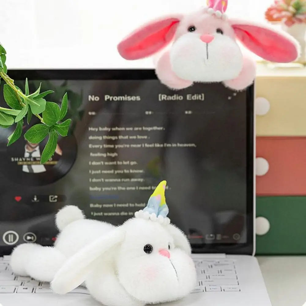 Miękka pluszowa zabawka Królik z miękkiego materiału, pluszowa lalka, zabawna lalka z uszami do zawieszenia, kawaii design, 28 cm