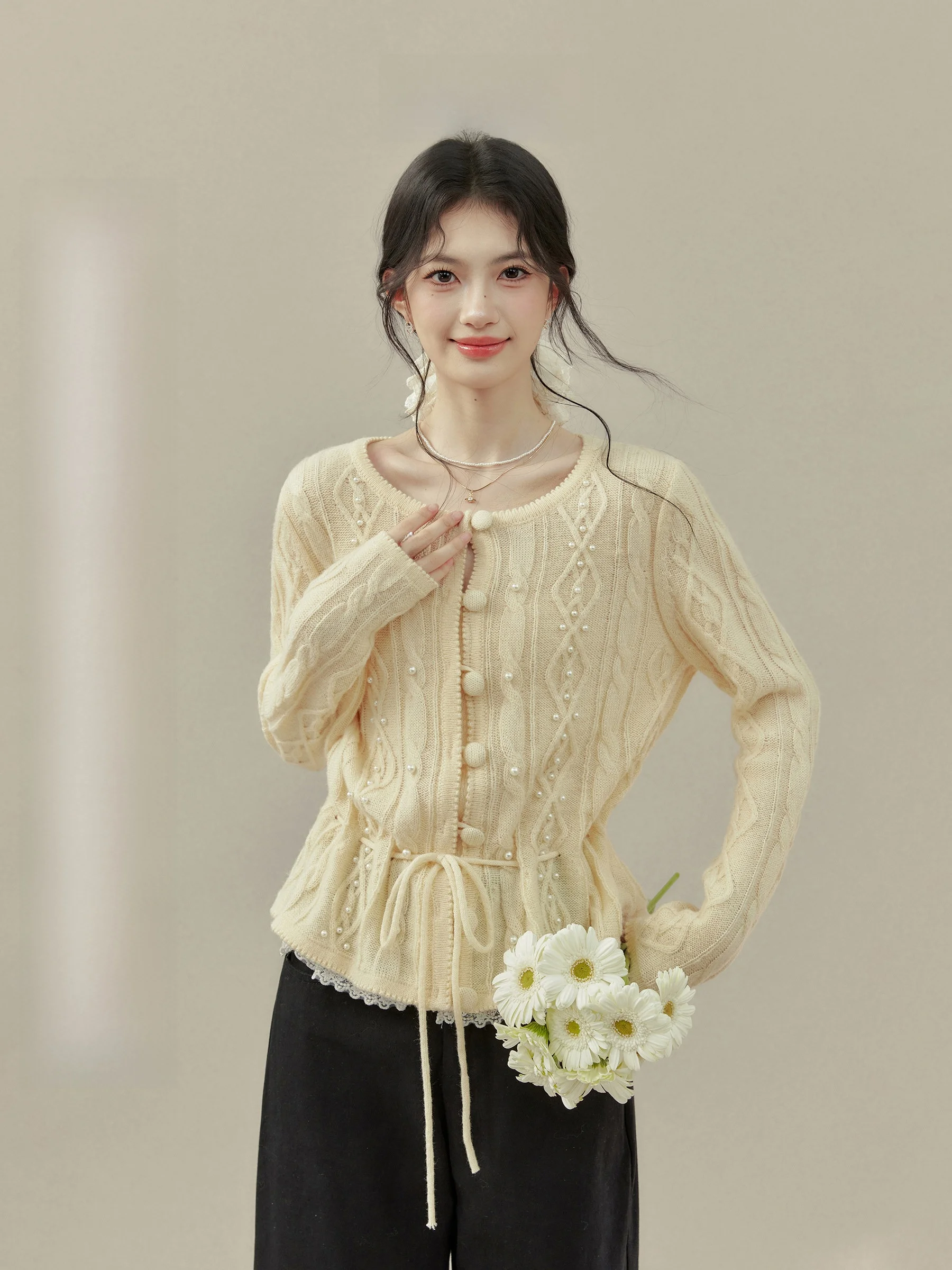 

Желтый вязаный свитер большого размера с круглым вырезом и поясом, повседневный, для полных женщин, от Wang Ou Xi