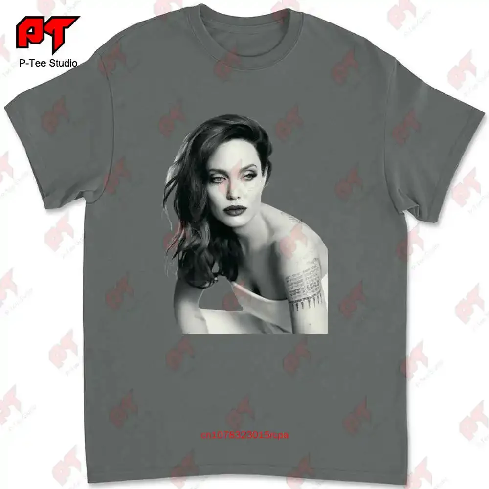 Angelina Jolie T-shirt EWLA