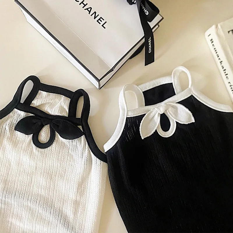 

Simple Breathable Pet Vest Puppy Summer New Suspender Clothes Dog White Pullover Sweatshirt Schnauzer Two Legs T-Shirt