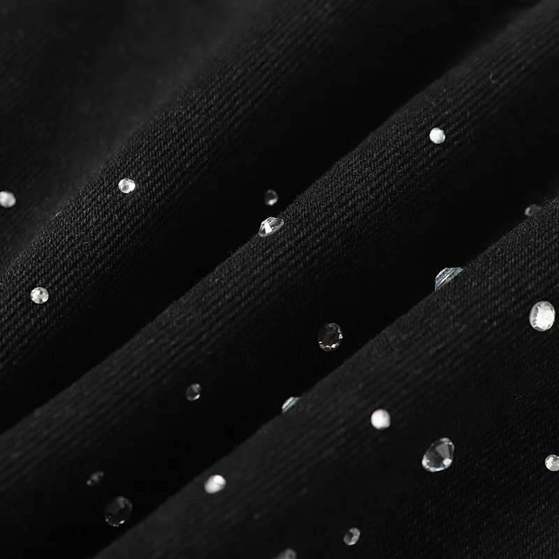 Summer New Heavy Industry Hot Drilled Broken Hole Hairy Edge Denim Shorts Men and Women High Street Loose Five Cent Shorts