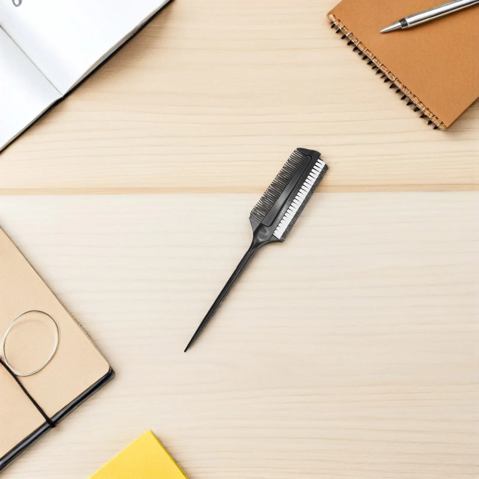 

4Pcs Double Sided Hair Dye Brush Short Bristle Professional High Temperature Resistant Hair Perm Coloring Comb Dye Tools