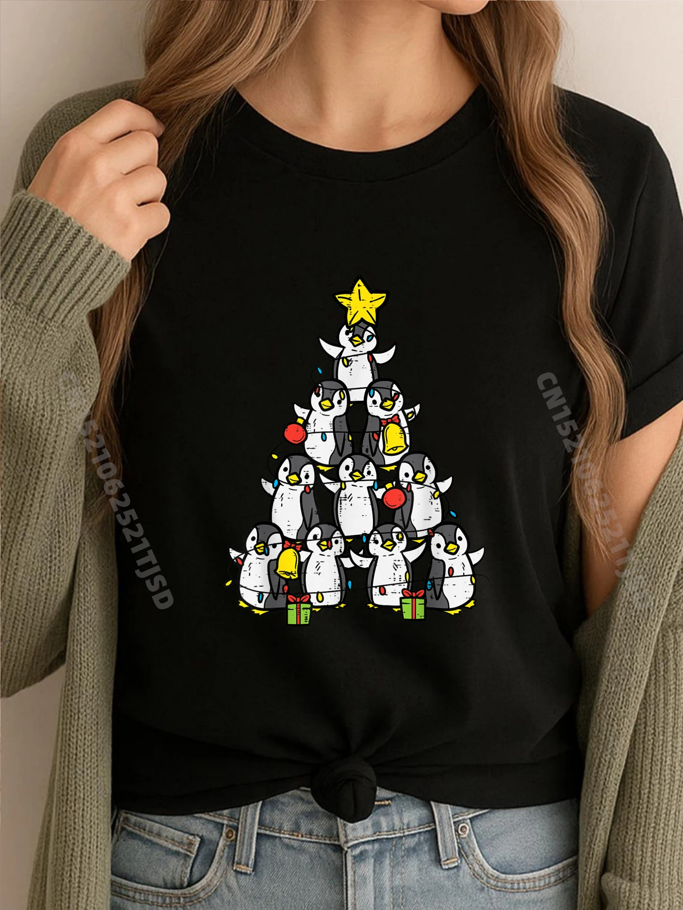 

Penguin Christmas Tree Cute Xmas Girls Hiphop Streetwear Natural New Year T Shirts Cool